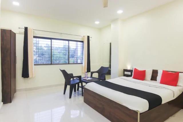 The Living Space Lonavala Kültér fotó