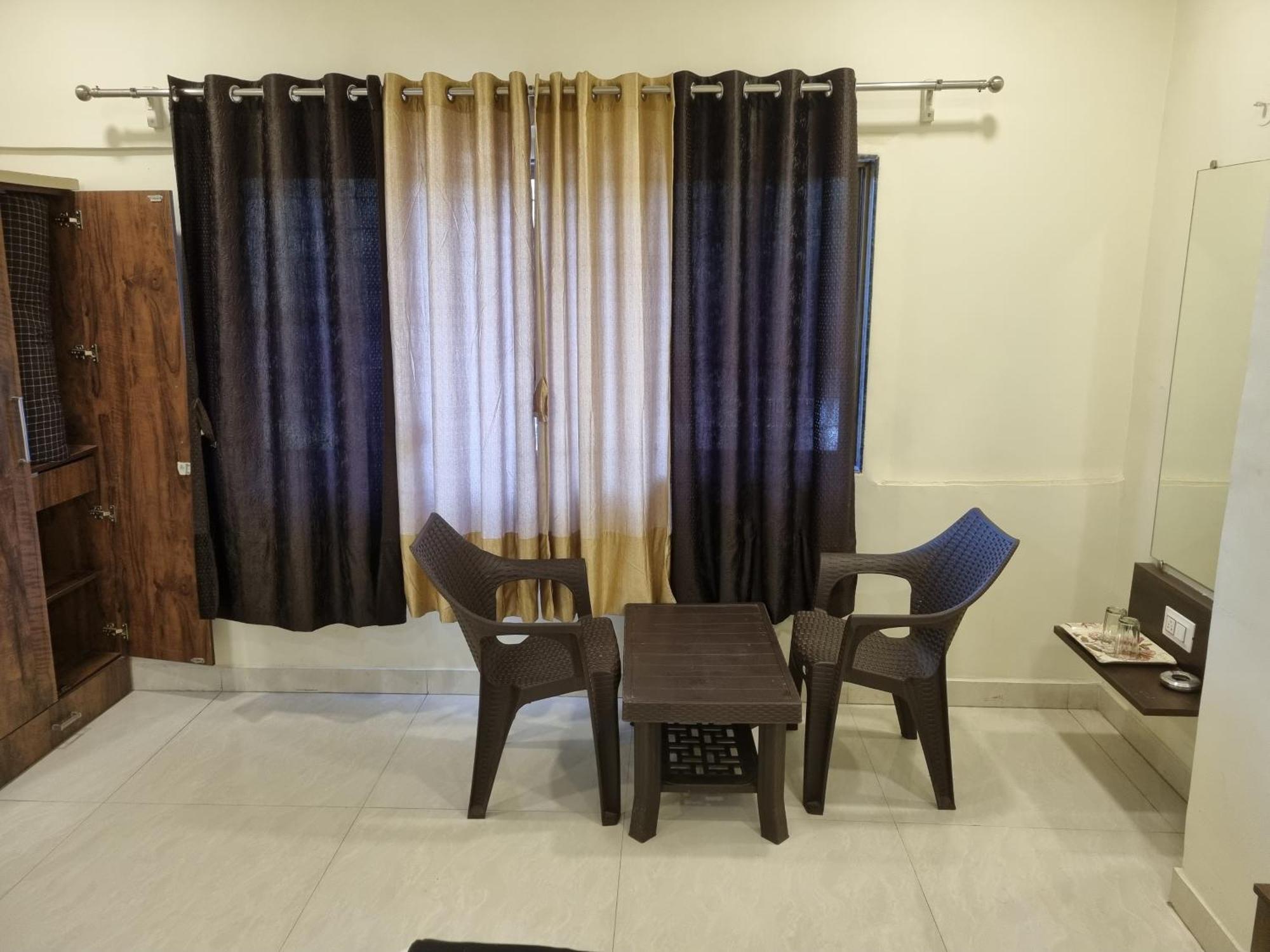 The Living Space Lonavala Kültér fotó