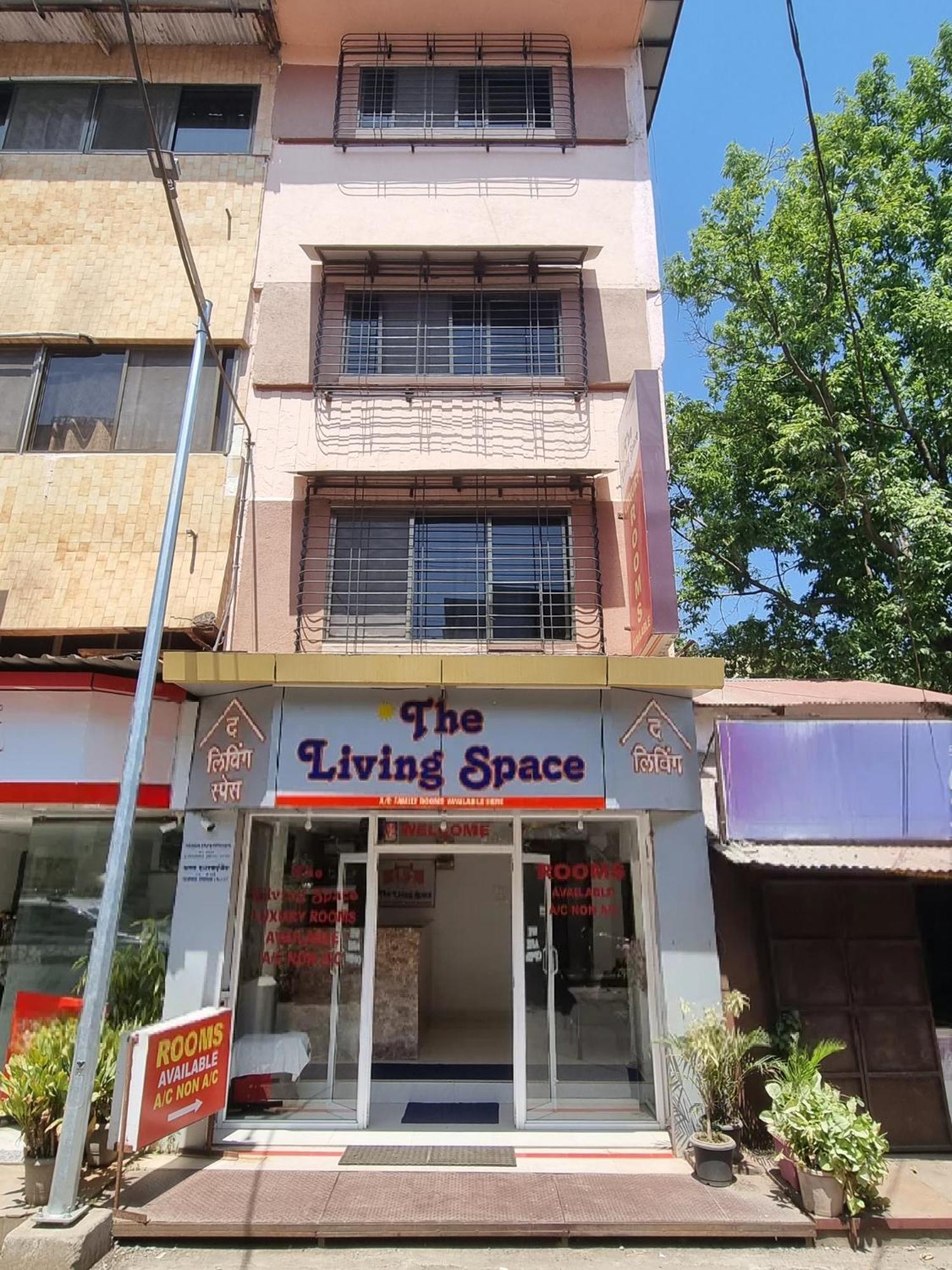The Living Space Lonavala Kültér fotó